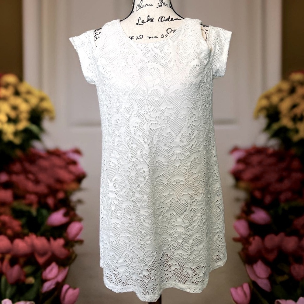 NY Clothing Co Classic White Eyelet Dress Cold Shoulder & Cap Sleeve - Medium - Picture 6 of 6